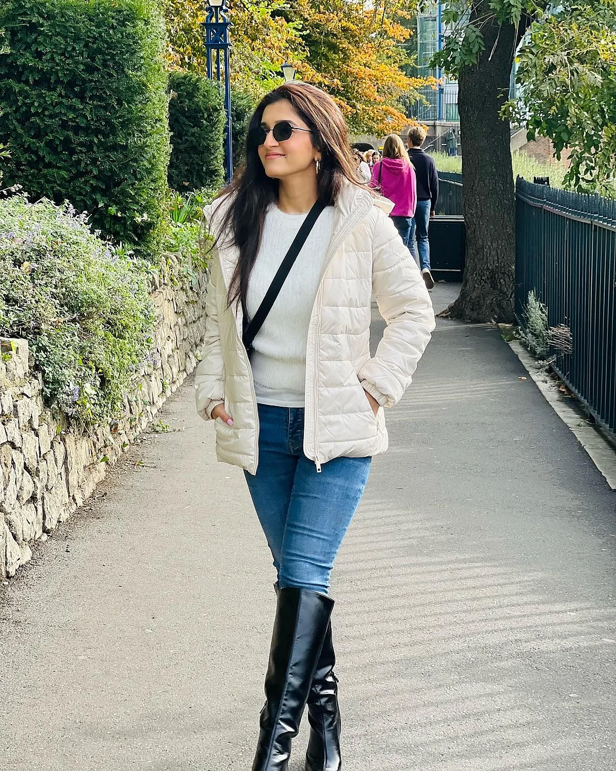 Nidhi Shah 6