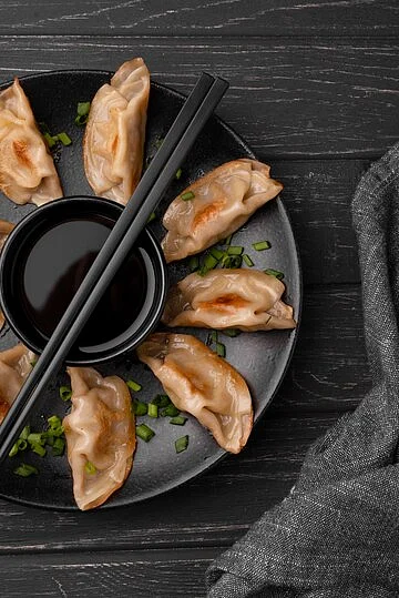 momos 4