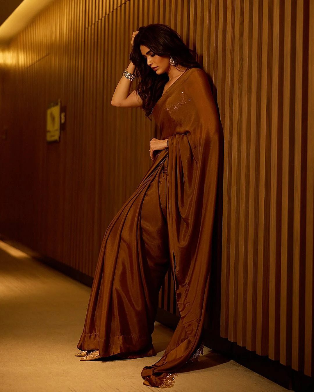 karishmaktanna173424815135234513280407614014754749