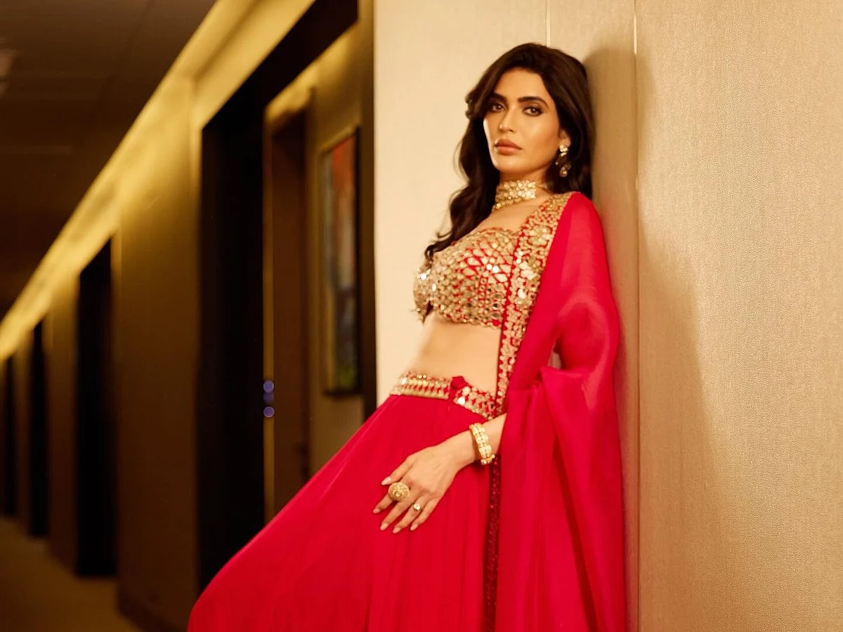 karishmaktanna 1734153314 3522655779846873562 4754749