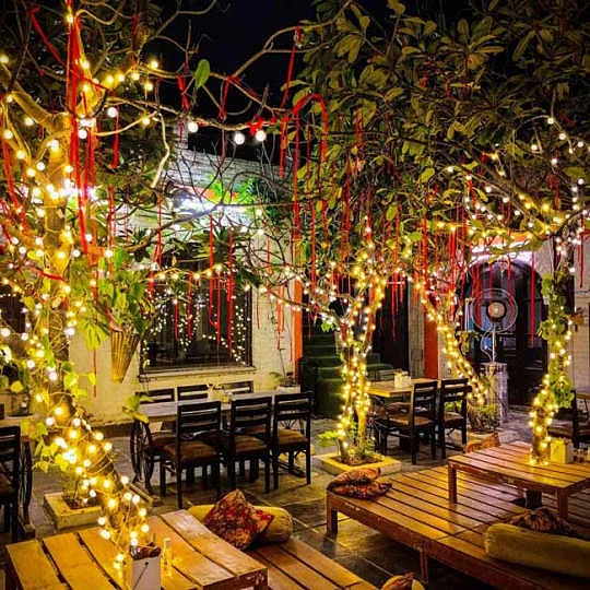 Nukkad Cafe