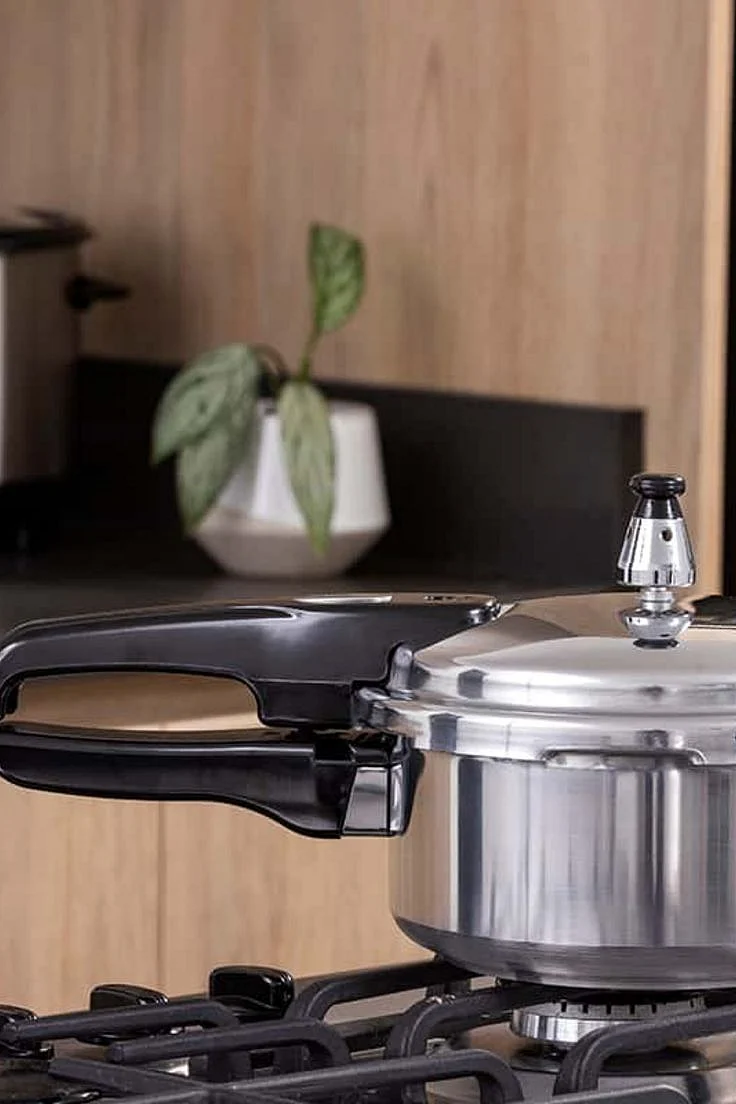pressure cooker 5