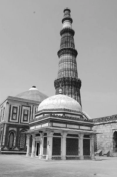 Qutub Minar 9