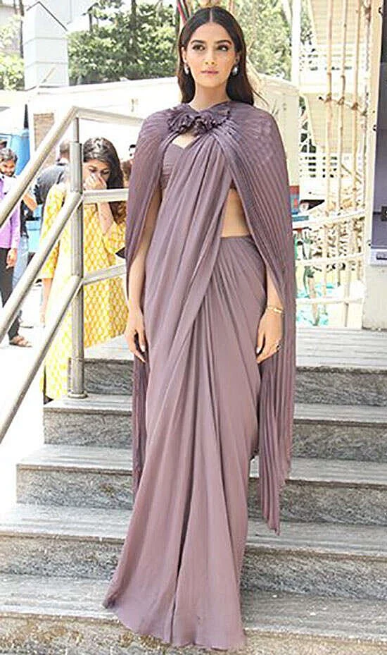 sonam kapoor Saree 6