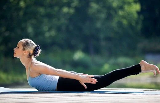 Shalabhasana