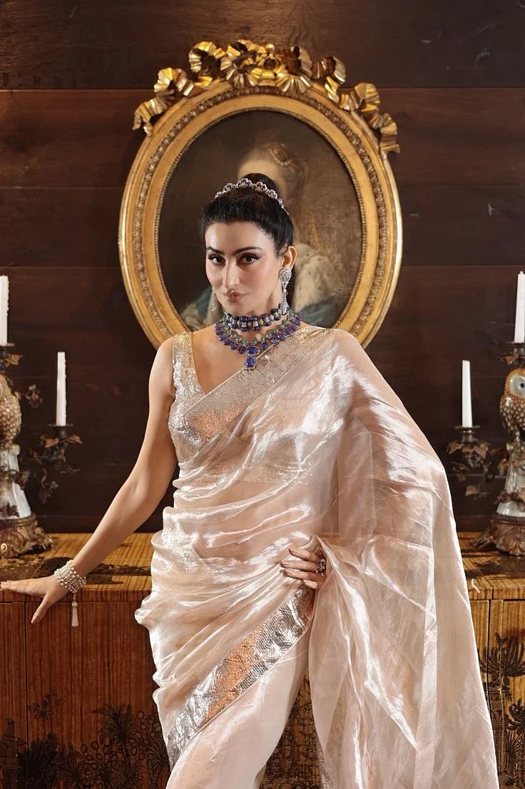 Shalini Passi wearing Pranay Baidya