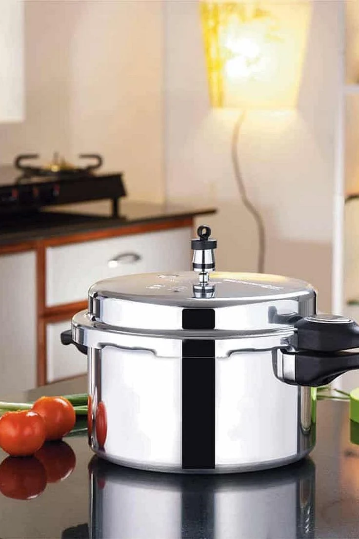 pressure cooker 3