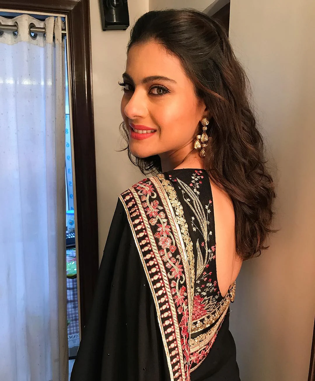 kajol153512924818531209094668494422994654426