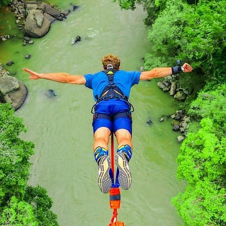 Bungee Jumping 10