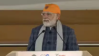 veer bal diwas 2022 program at major dhaynchand stadium in delhi pm narendra modi also participated1672042581