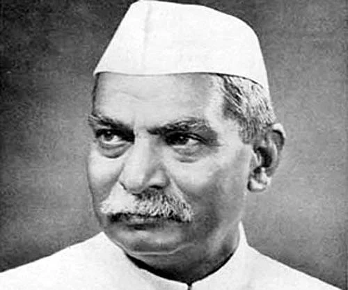 We pay our homage to the first president of India…
