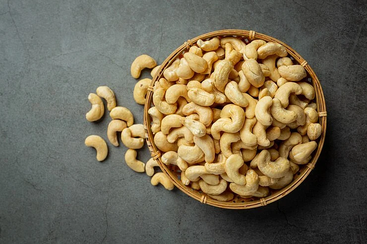 Cashew 3