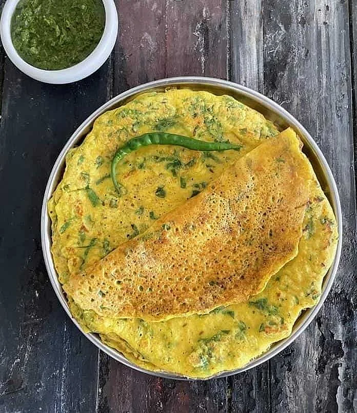 moong palak chilla 2