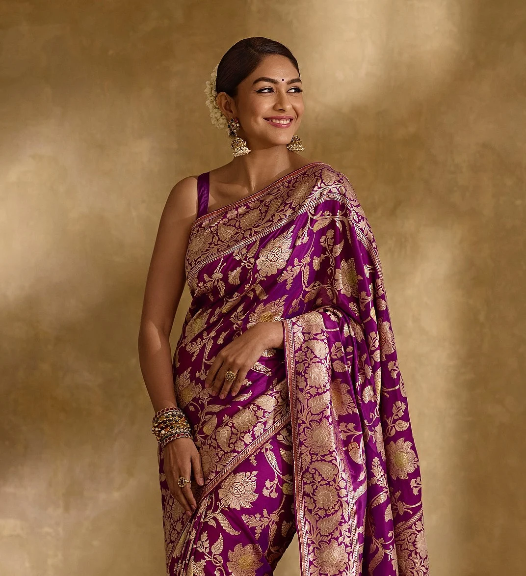 mrunalthakur 1735225490 3531649841970441002 2658966811