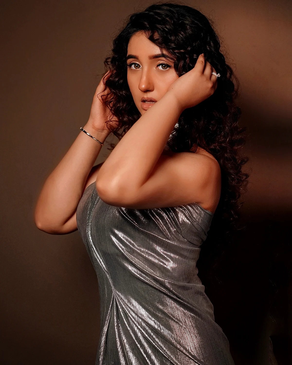 ashnoorkaur173434782935242874859566077922177379303