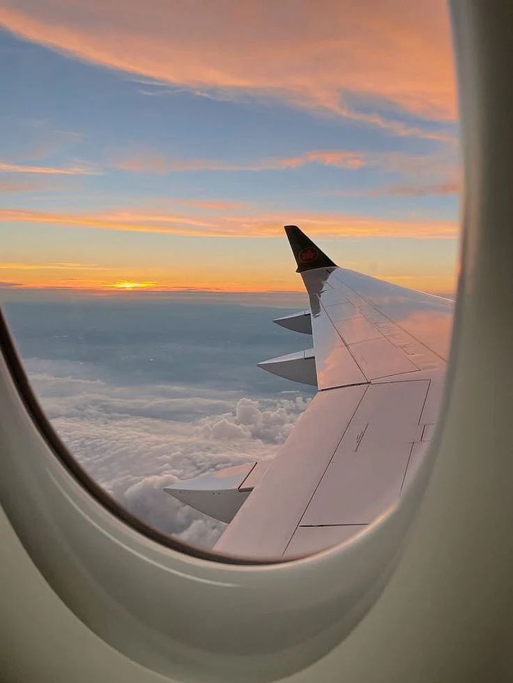 🌅✈️