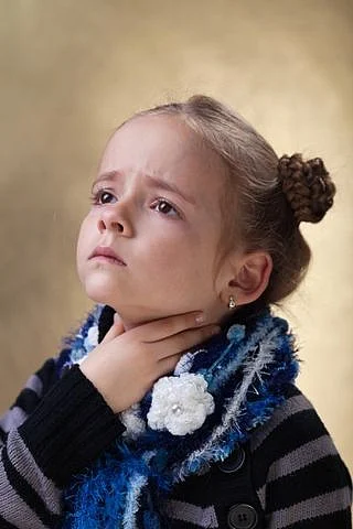 Natural Sore Throat Remedy Make a Throat Cream The Aromahead Blog