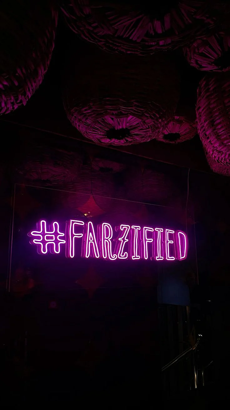 Farzi Cafe