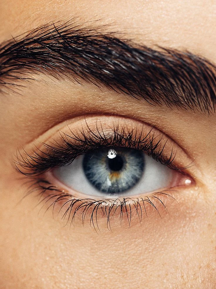 Für Badenixen und Beach Babes Die besten wasserfesten Mascaras für den Sommer