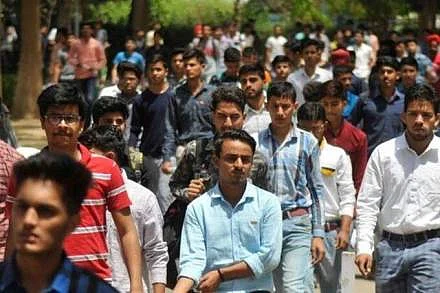Sarkari Naukari 680x453 2