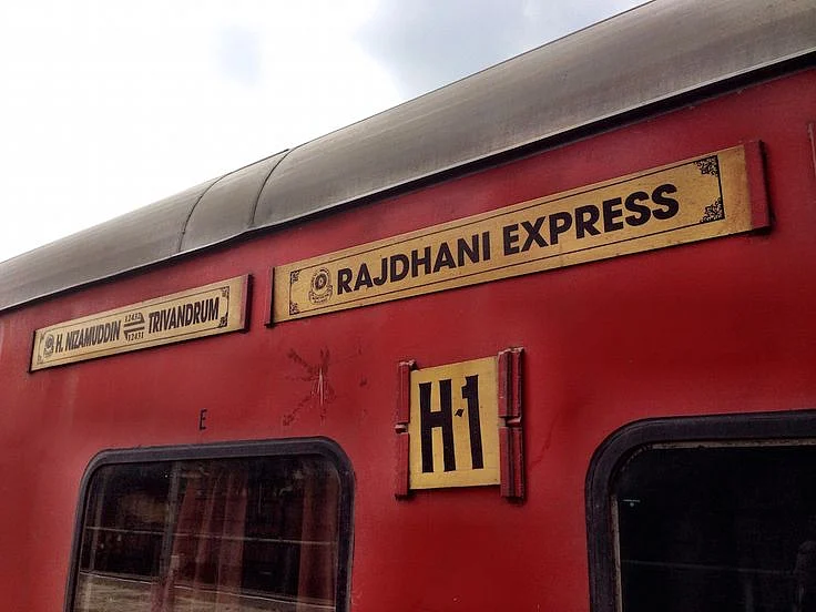 How to Do the Rajdhani Express Train Overnight 1