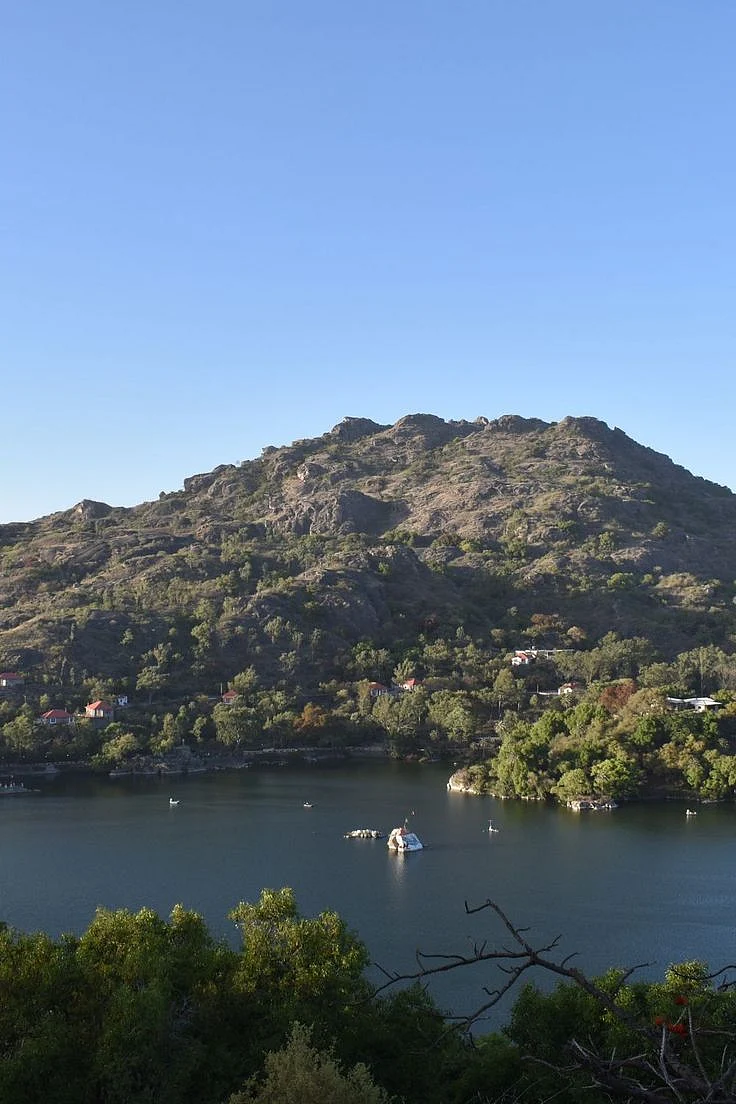 Nakki Lake Mount Abu from Toad Rock