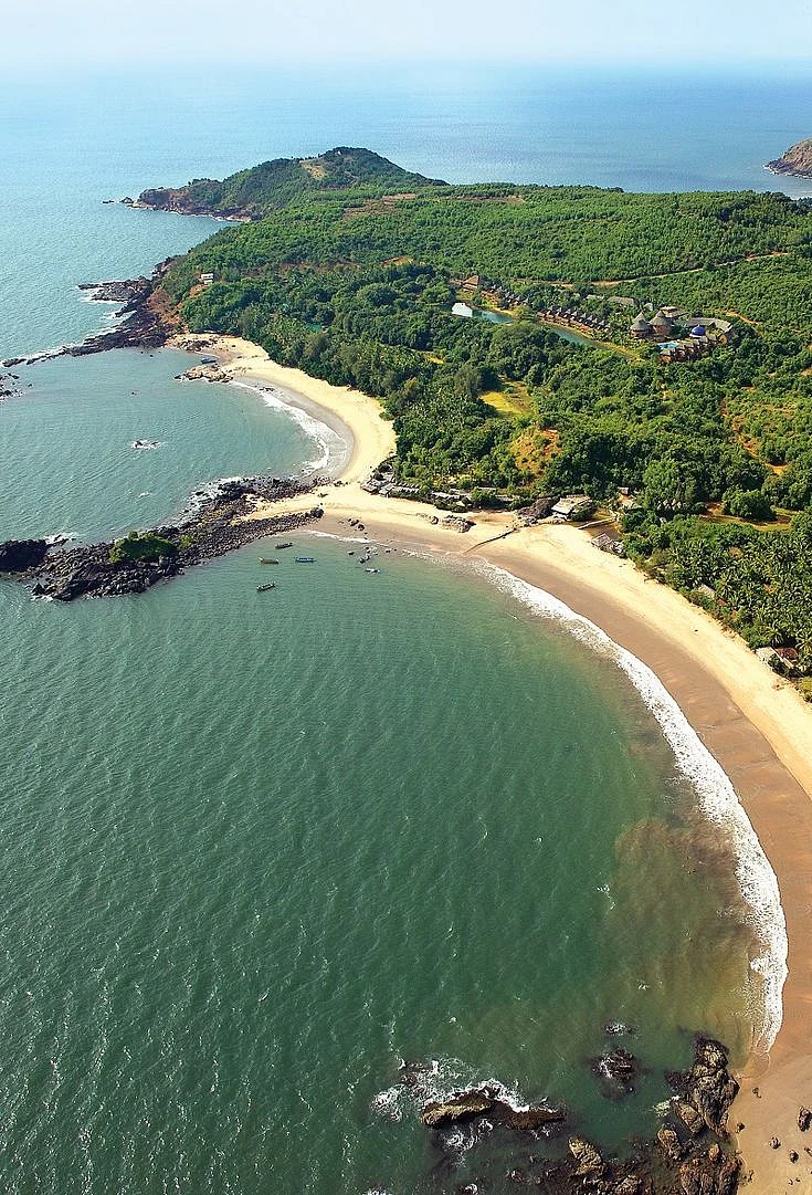 Om Beach – Gokarna Stay Resort Things to do Best time to Visit 1