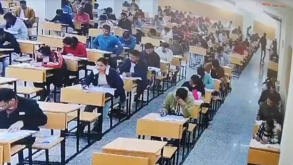 6778bd368a57a video crowd raids bihar police exam hall loot papers from students giving test 150742368
