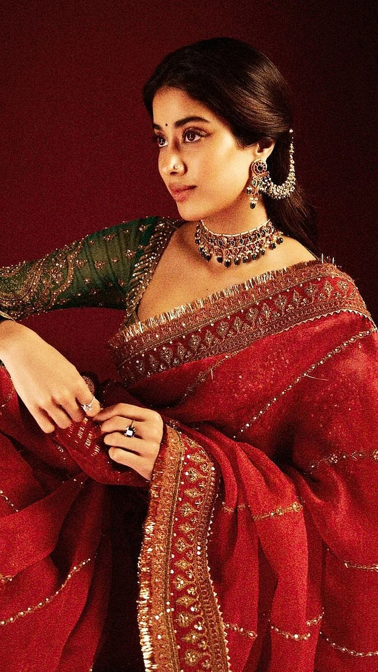 Janhvi kapoor trending saree janhvikapoor janvi celebritysarees celebritysaree bollywoodsaree