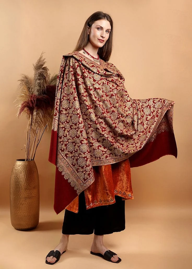 sleeveless pashmina suit