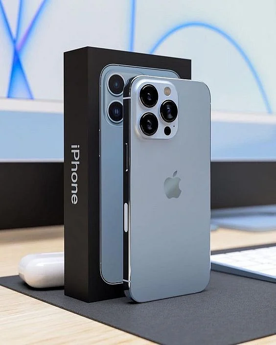 Less than a week to the new iPhone 13 Pro Have a great weekend