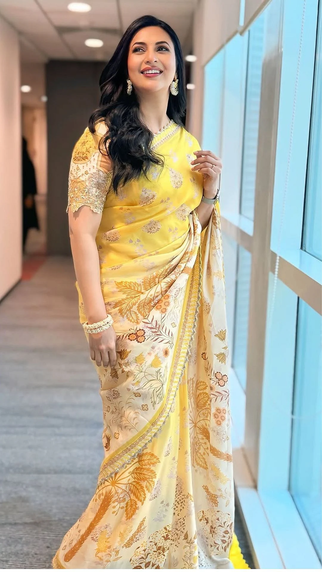Divyanka Tripathi Saree 3