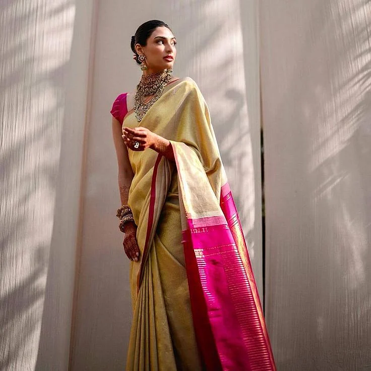 Athiya shetty saree