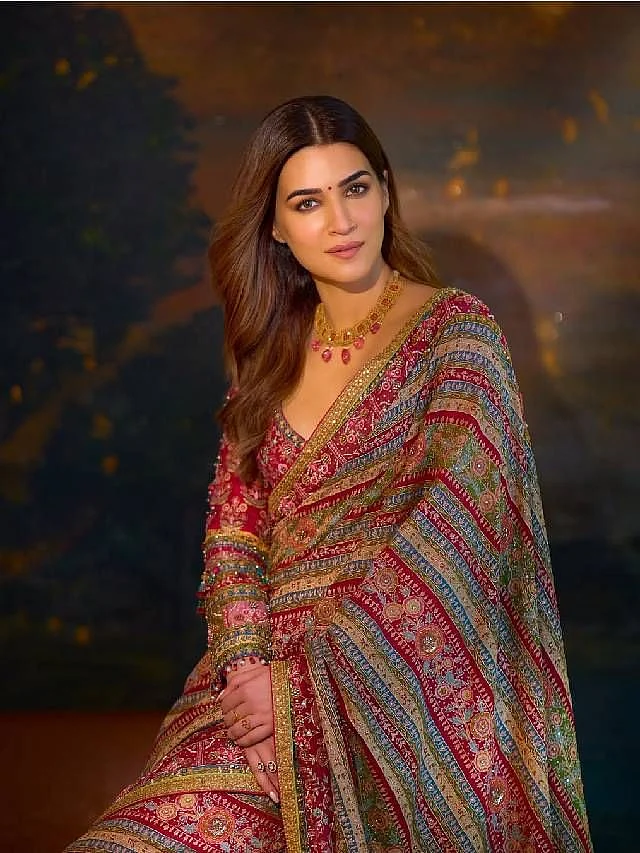kriti sanon Outfit 4