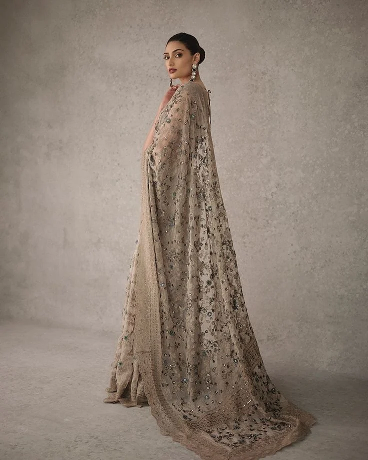 Athiya shetty saree 8
