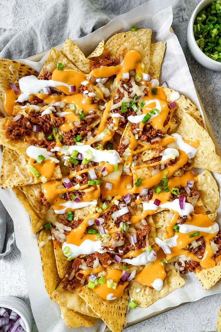 The BEST Chili Con Carne Nachos Get On My Plate
