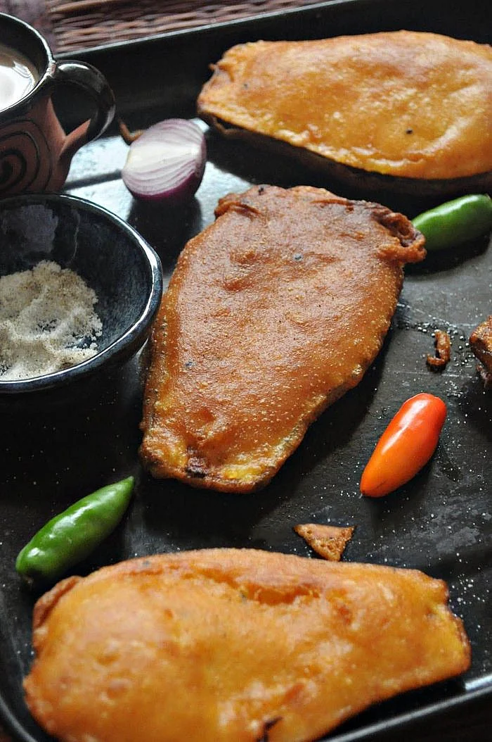 যেভাবে তৈরি করবেন মুচমুচে বেগুনি