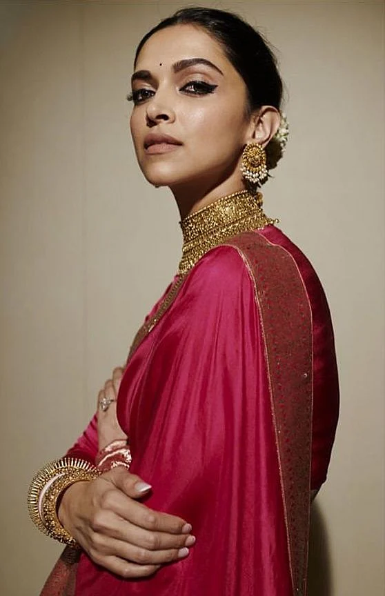 Deepika Padukone Earrings 8