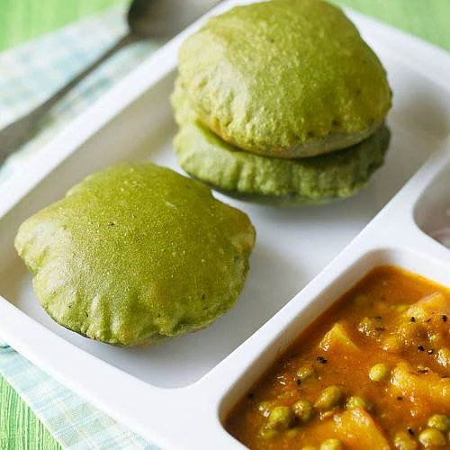 Palak Poori 7