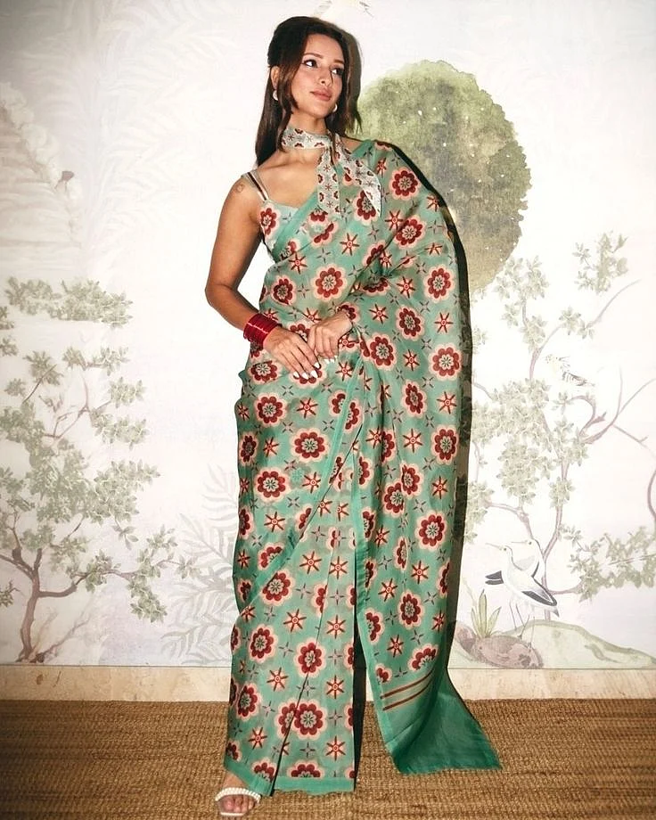 tripti dimri saree 1