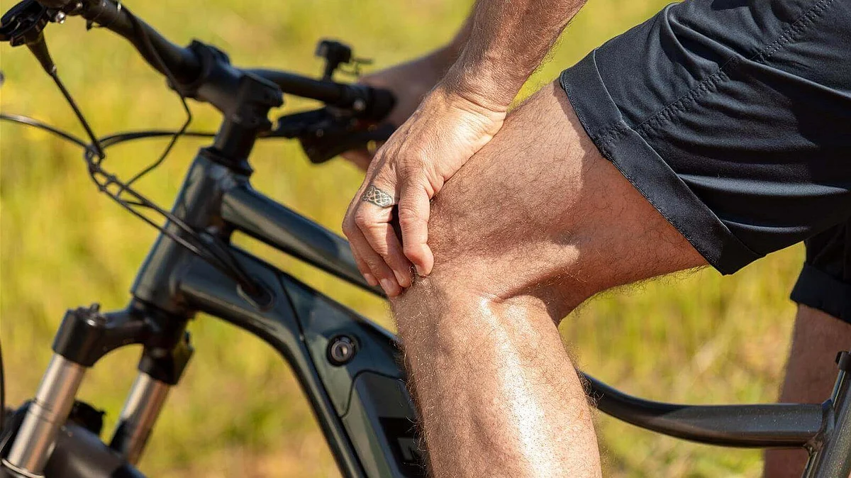 csm2801 bauerfeind knieschmerzen biking3ae6b50acd