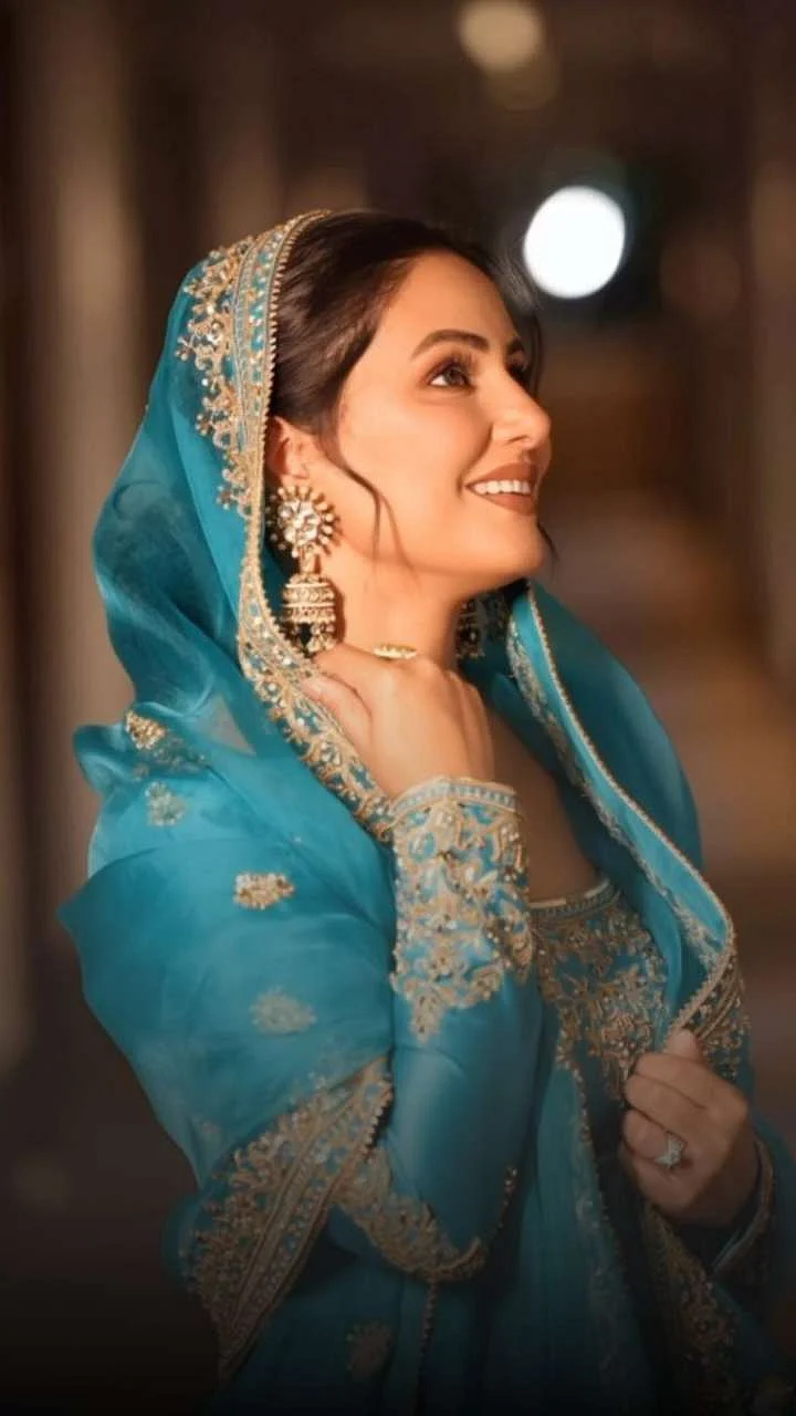 Hina Khan Earrings