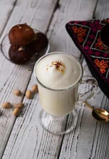 Saffron Milk 2
