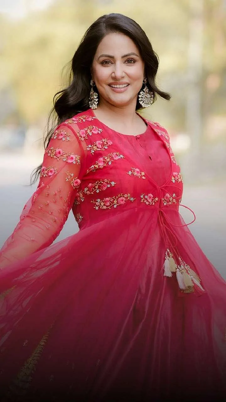 Hina Khan Earrings 5