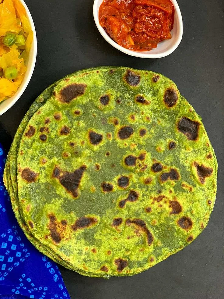 Palak Paratha Recipe 3