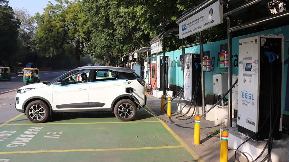 EV