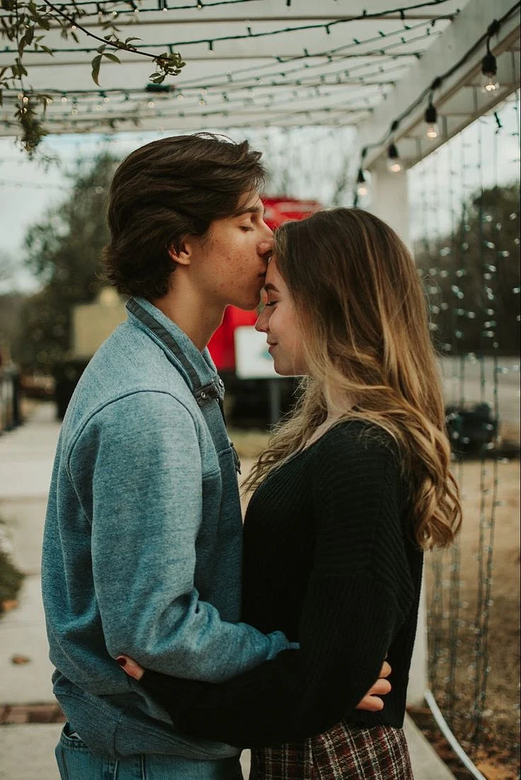 forehead kiss 1
