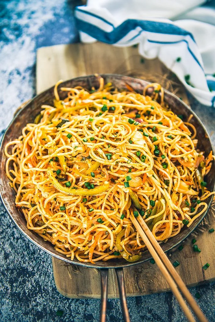 schezwan noodles 9