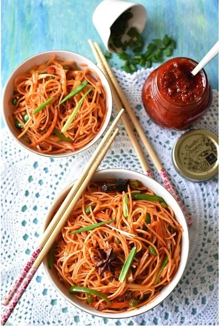 schezwan noodles 1