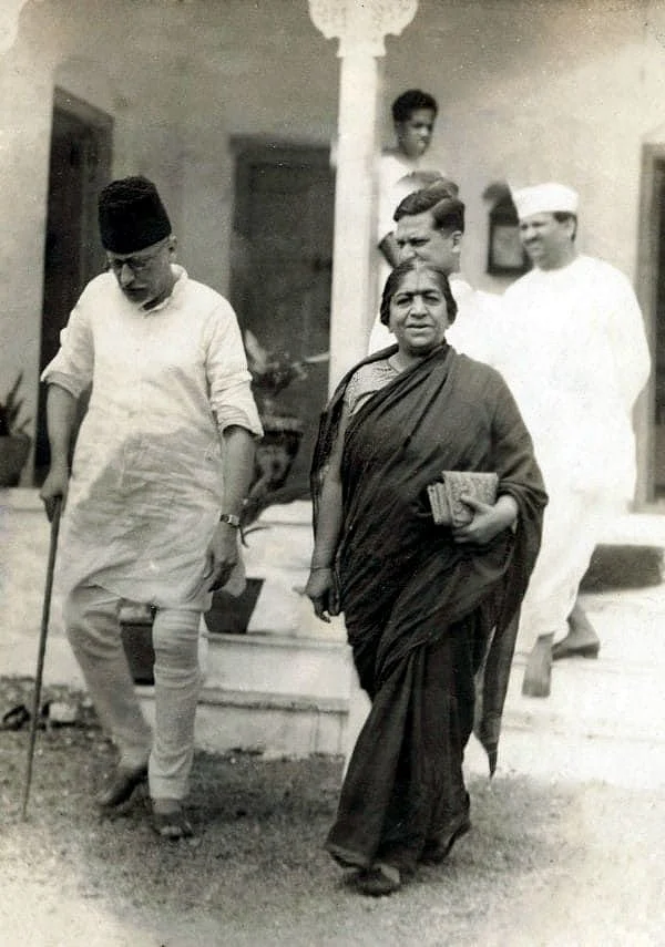 15 Unseen Pictures Of India Before And After It Became Independent